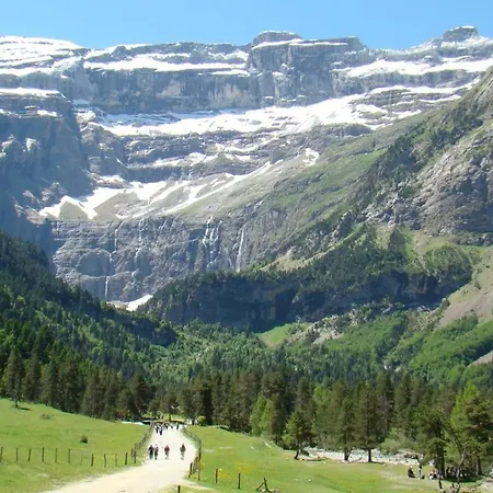 Domaine Des 100 Lacs شقة